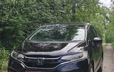 Honda Fit III, 2019 год, 1 250 000 рублей, 1 фотография