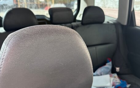 Subaru Forester, 2011 год, 450 000 рублей, 12 фотография
