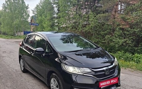 Honda Fit III, 2019 год, 1 250 000 рублей, 17 фотография