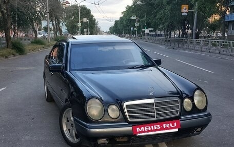 Mercedes-Benz E-Класс, 1996 год, 235 000 рублей, 21 фотография