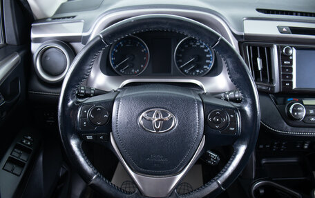 Toyota RAV4, 2017 год, 2 149 000 рублей, 15 фотография
