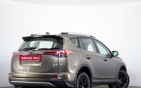 Toyota RAV4, 2017 год, 2 149 000 рублей, 5 фотография