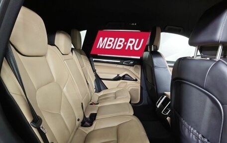 Porsche Cayenne III, 2018 год, 4 297 000 рублей, 16 фотография