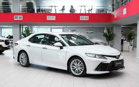 Toyota Camry, 2019 год, 2 750 000 рублей, 3 фотография