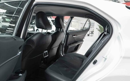 Toyota Camry, 2019 год, 2 750 000 рублей, 7 фотография