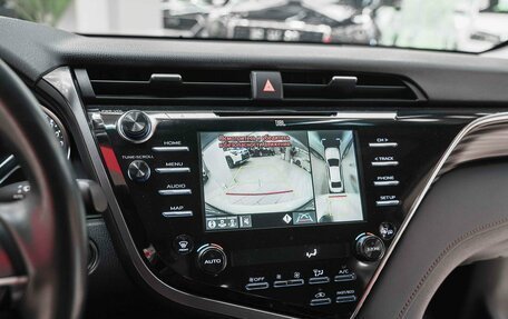 Toyota Camry, 2019 год, 2 750 000 рублей, 8 фотография