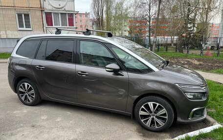 Citroen C4 Picasso II рестайлинг, 2017 год, 1 430 000 рублей, 5 фотография