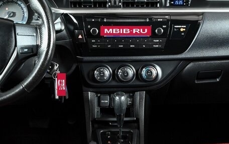Toyota Corolla, 2013 год, 1 150 000 рублей, 14 фотография