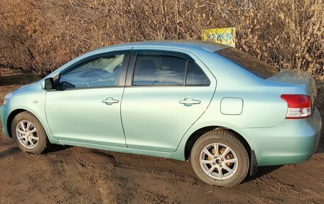 Toyota Yaris III рестайлинг, 2006 год, 560 000 рублей, 7 фотография