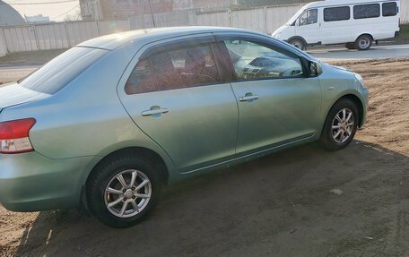 Toyota Yaris III рестайлинг, 2006 год, 560 000 рублей, 6 фотография