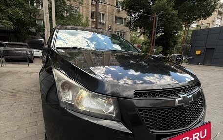 Chevrolet Cruze II, 2012 год, 880 000 рублей, 3 фотография