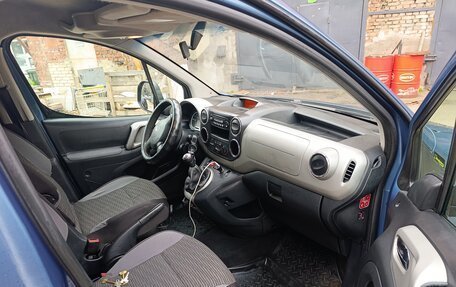 Peugeot Partner II рестайлинг 2, 2011 год, 450 000 рублей, 7 фотография