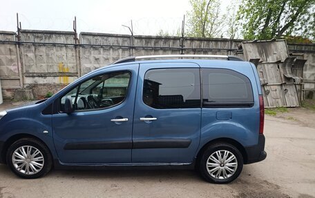 Peugeot Partner II рестайлинг 2, 2011 год, 450 000 рублей, 4 фотография