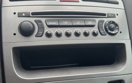 Peugeot 308 II, 2008 год, 235 000 рублей, 10 фотография