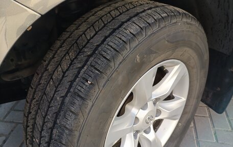 Toyota Land Cruiser Prado 150 рестайлинг 2, 2013 год, 2 600 000 рублей, 7 фотография