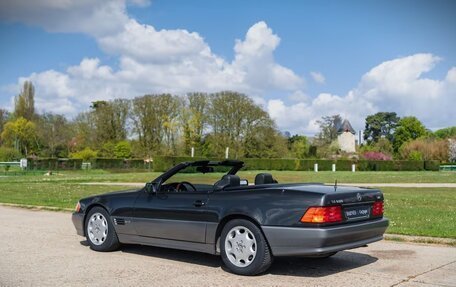 Mercedes-Benz SL-Класс, 1995 год, 9 400 000 рублей, 2 фотография