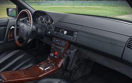 Mercedes-Benz SL-Класс, 1995 год, 9 400 000 рублей, 16 фотография