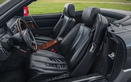 Mercedes-Benz SL-Класс, 1995 год, 9 400 000 рублей, 13 фотография