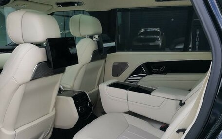 Land Rover Range Rover IV рестайлинг, 2025 год, 23 500 000 рублей, 10 фотография