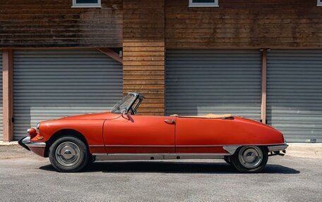 Citroen DS i рестайлинг 2, 1967 год, 23 000 000 рублей, 4 фотография