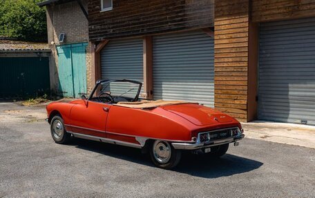 Citroen DS i рестайлинг 2, 1967 год, 23 000 000 рублей, 10 фотография