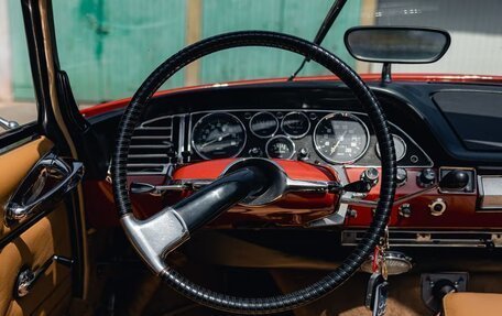 Citroen DS i рестайлинг 2, 1967 год, 23 000 000 рублей, 19 фотография