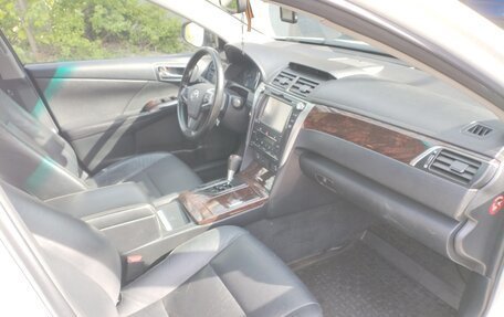 Toyota Camry, 2015 год, 2 050 000 рублей, 6 фотография