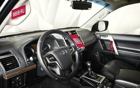 Toyota Land Cruiser Prado 150 рестайлинг 2, 2019 год, 5 200 000 рублей, 18 фотография