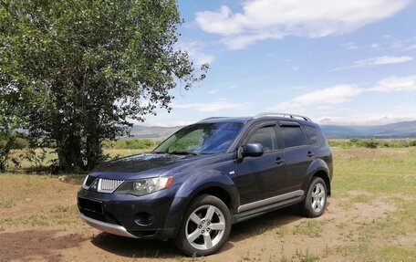 Mitsubishi Outlander III рестайлинг 3, 2008 год, 950 000 рублей, 3 фотография