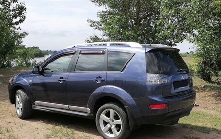 Mitsubishi Outlander III рестайлинг 3, 2008 год, 950 000 рублей, 5 фотография