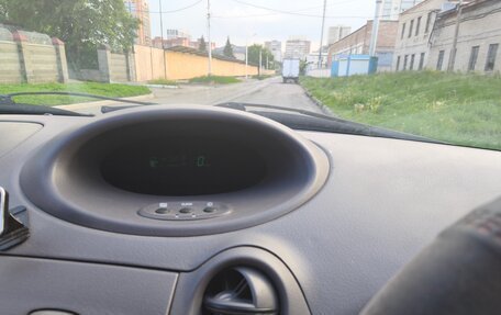 Toyota Platz, 1999 год, 340 000 рублей, 11 фотография