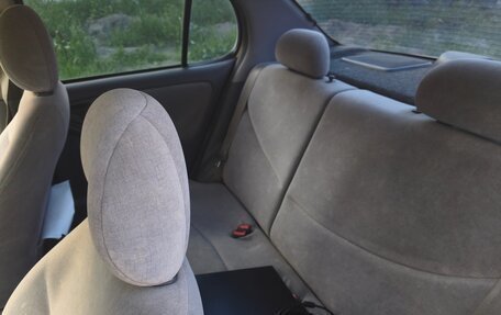 Toyota Platz, 1999 год, 340 000 рублей, 9 фотография