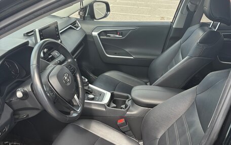Toyota RAV4, 2022 год, 3 650 000 рублей, 11 фотография
