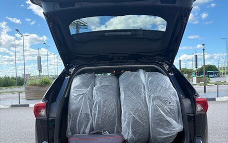 Toyota RAV4, 2022 год, 3 650 000 рублей, 12 фотография