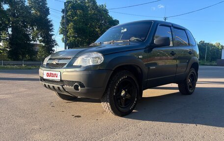Chevrolet Niva I рестайлинг, 2015 год, 705 000 рублей, 3 фотография