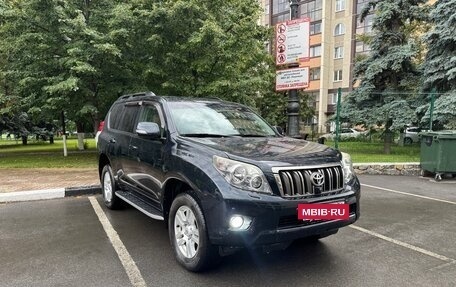 Toyota Land Cruiser Prado 150 рестайлинг 2, 2010 год, 2 990 000 рублей, 6 фотография