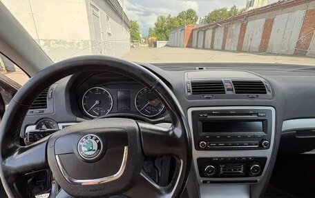 Skoda Octavia, 2011 год, 860 000 рублей, 6 фотография