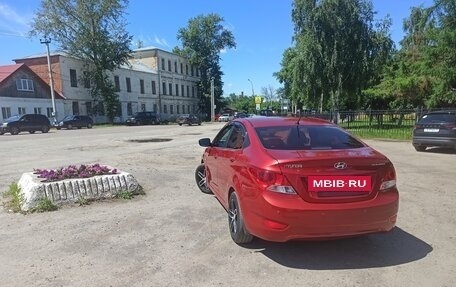 Hyundai Solaris II рестайлинг, 2011 год, 740 000 рублей, 5 фотография