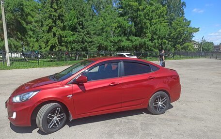 Hyundai Solaris II рестайлинг, 2011 год, 740 000 рублей, 14 фотография