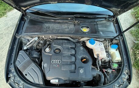 Audi A4, 2003 год, 490 000 рублей, 12 фотография