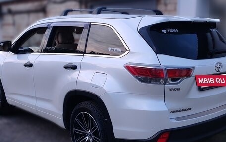 Toyota Highlander III, 2014 год, 3 100 000 рублей, 3 фотография