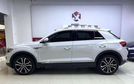 Volkswagen T-Roc I, 2021 год, 2 650 000 рублей, 4 фотография