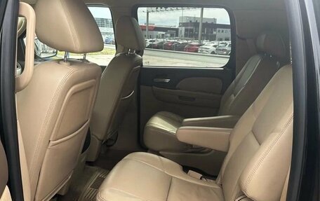 Chevrolet Suburban, 2009 год, 3 000 000 рублей, 7 фотография