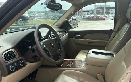 Chevrolet Suburban, 2009 год, 3 000 000 рублей, 12 фотография