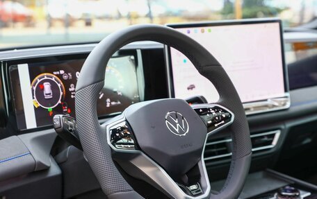 Volkswagen Tiguan, 2026 год, 47 000 000 рублей, 12 фотография
