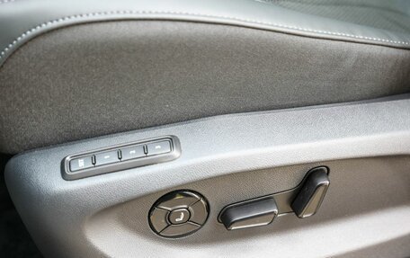 Volkswagen Tiguan, 2026 год, 47 000 000 рублей, 16 фотография