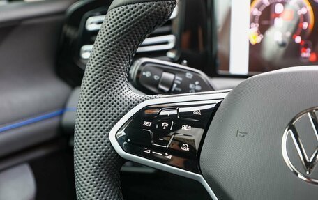 Volkswagen Tiguan, 2026 год, 47 000 000 рублей, 28 фотография