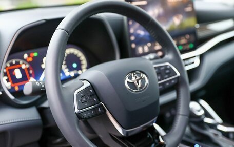 Toyota Highlander, 2026 год, 5 190 000 рублей, 18 фотография