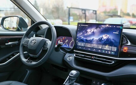 Toyota Highlander, 2026 год, 5 190 000 рублей, 26 фотография
