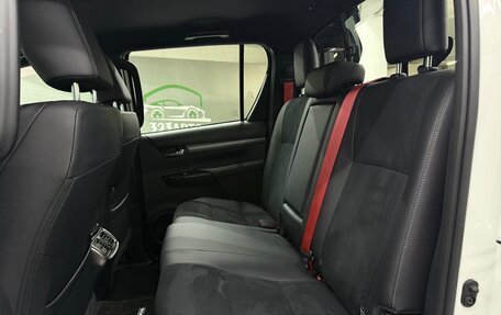 Toyota Hilux VIII, 2025 год, 7 300 000 рублей, 17 фотография